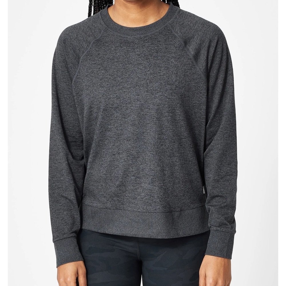 Vuori Long-Sleeve Halo Crew